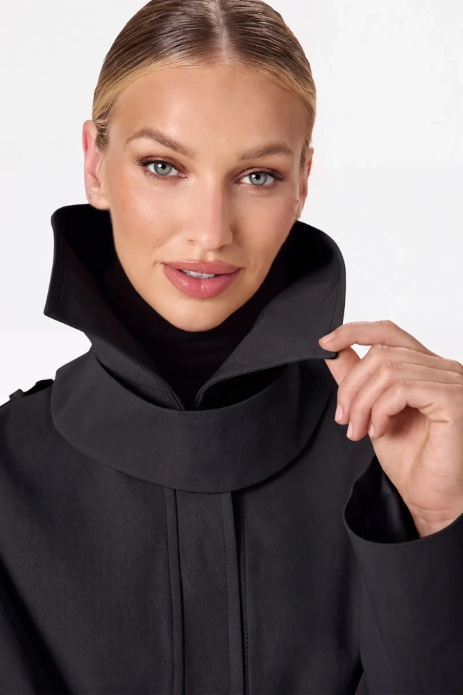Sheila – Women’s black trench coat with a high collar “Maison”