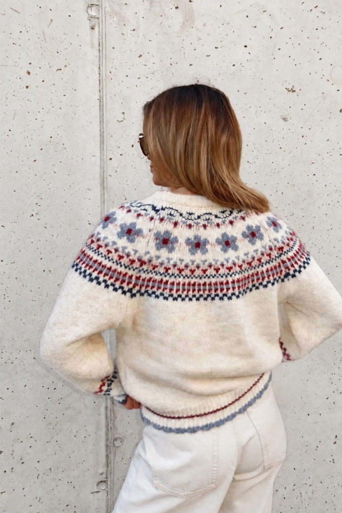 Sheila – Women’s Nordic-patterned cardigan in cream – 'Babbie'